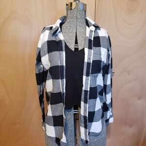 𝅺BLACK Flannel